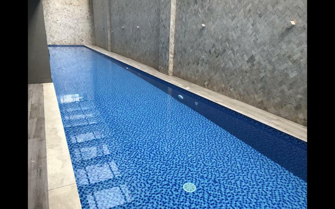 1410 Habitacion En Lujoso Departamento - Atelier Quito Exteriör bild