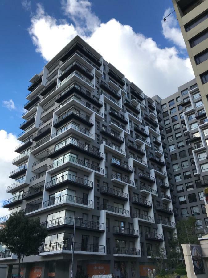 1410 Habitacion En Lujoso Departamento - Atelier Quito Exteriör bild