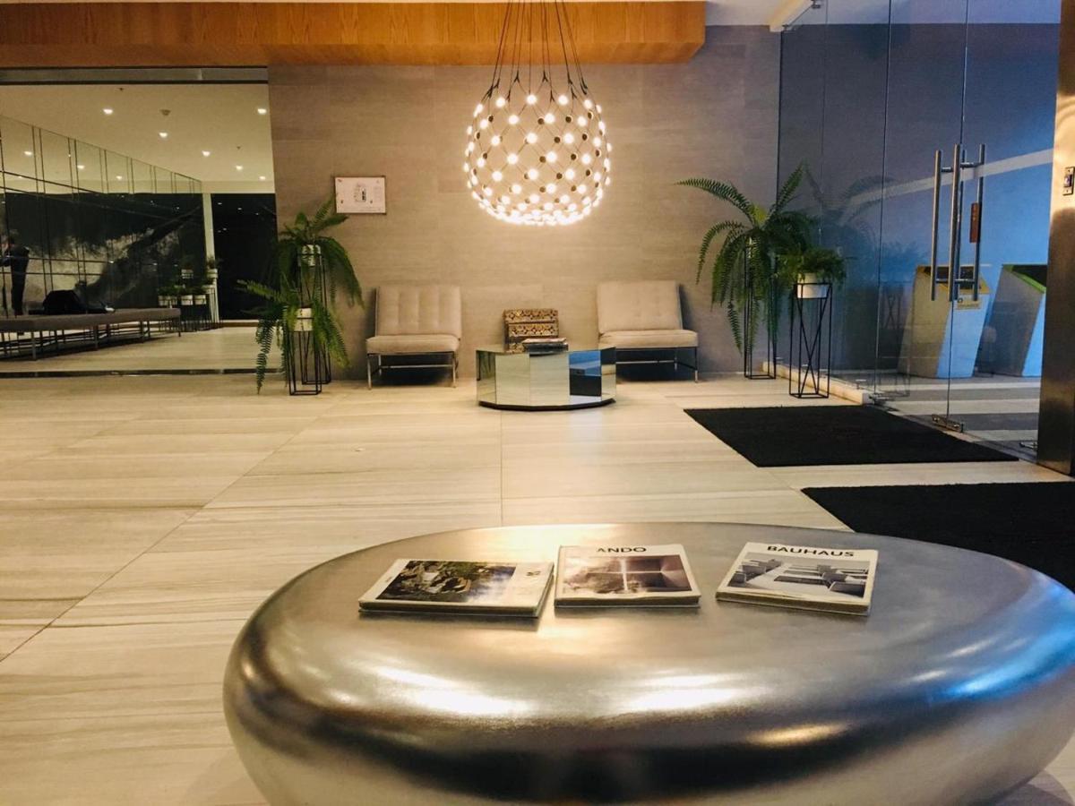 1410 Habitacion En Lujoso Departamento - Atelier Quito Exteriör bild
